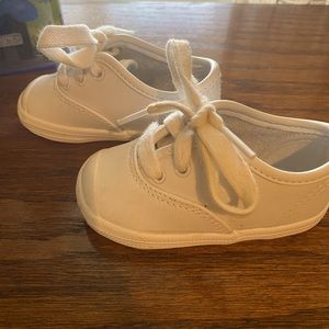 Ked’s tennis shoes. Size 3m. White.